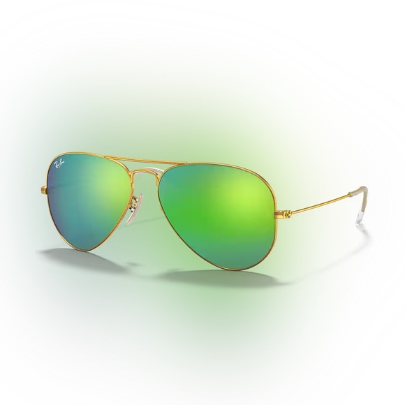 Ray BanGold Aviator Sunglasses with Green Lenses - Picture 2 of 16